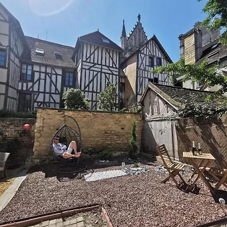 L'oiseau De La Cathedrale - Calme - Jardin - Wifi Apartment